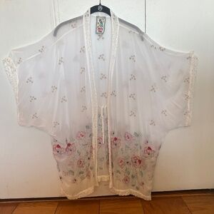 Johnny Was White Embroidered Kimono